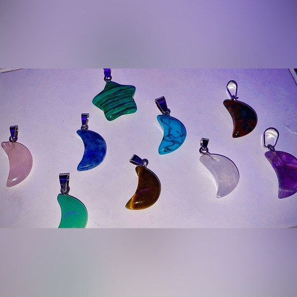 🌛⭐️MYSTERY/RANDOM Crystal Necklace (moons&star)🌠🌌 - Picture 3 of 3